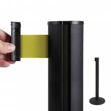 Poste separador negro con cinta extensible (cinta amarilla)